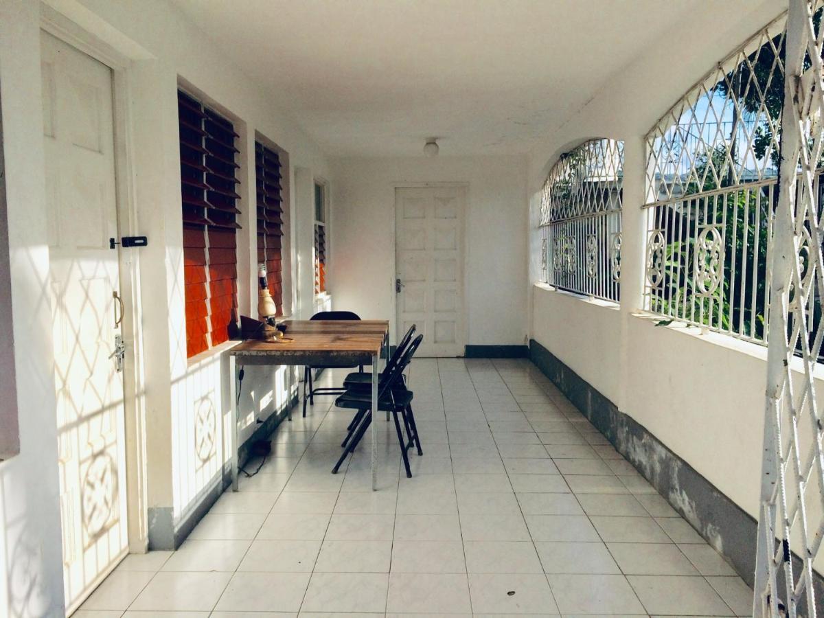 African Symbol Guest House Montego Bay Luaran gambar